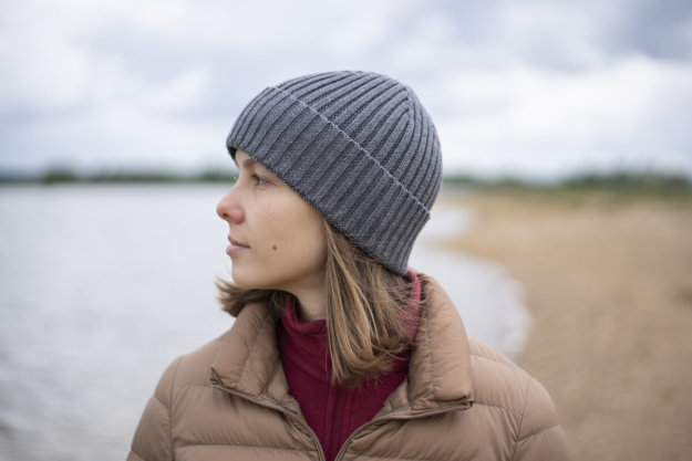 woman thinking about the best ways to start your recovery