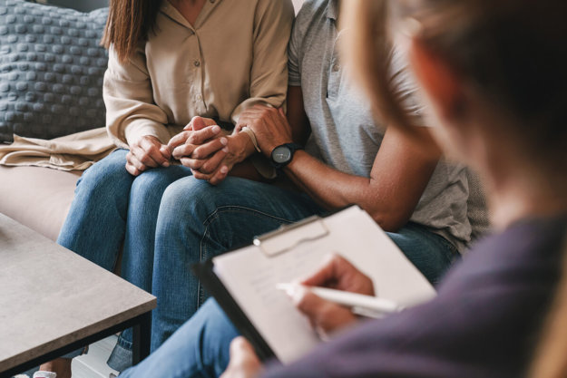 family learning how a family therapy program can help you during the holidays