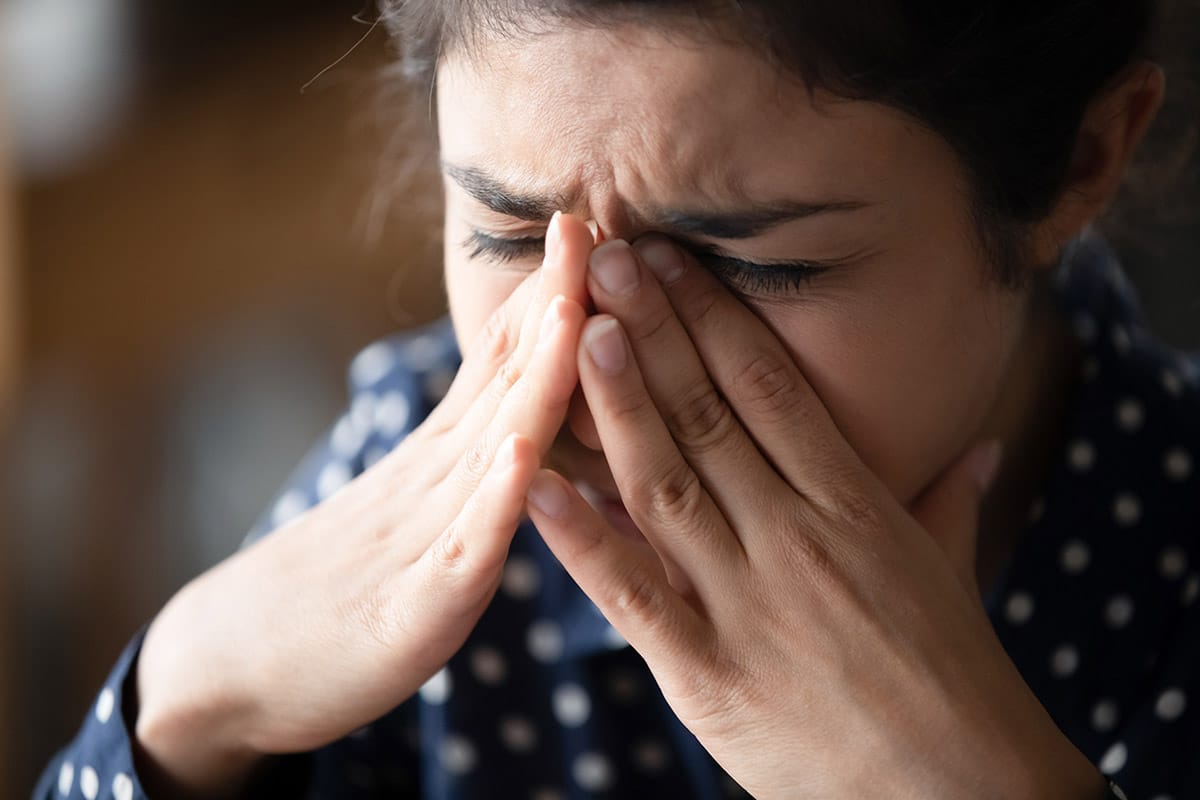 Woman wondering how to deal with a panic attack